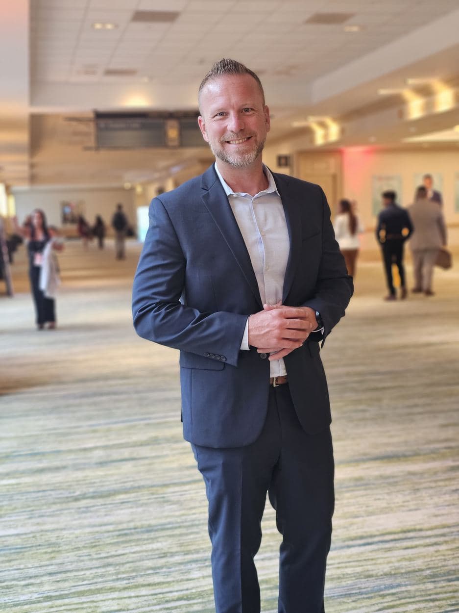 Mark Savant